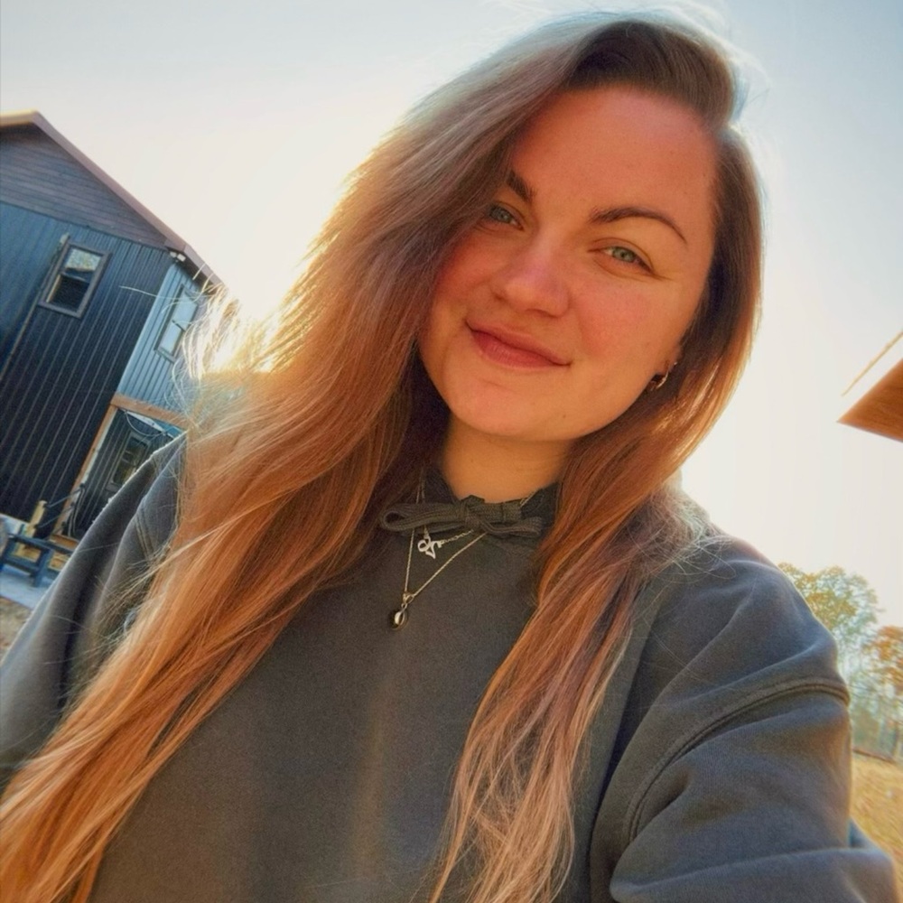 Meet your Posher, Sabrina